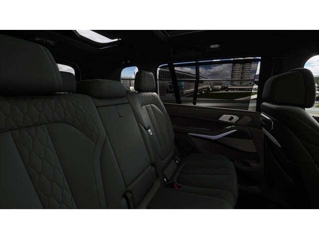 2027 BMW X7 M60i