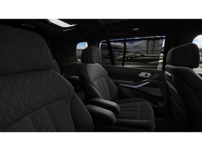 2027 BMW X7 M60i
