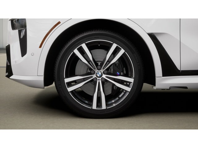 2027 BMW X7 M60i