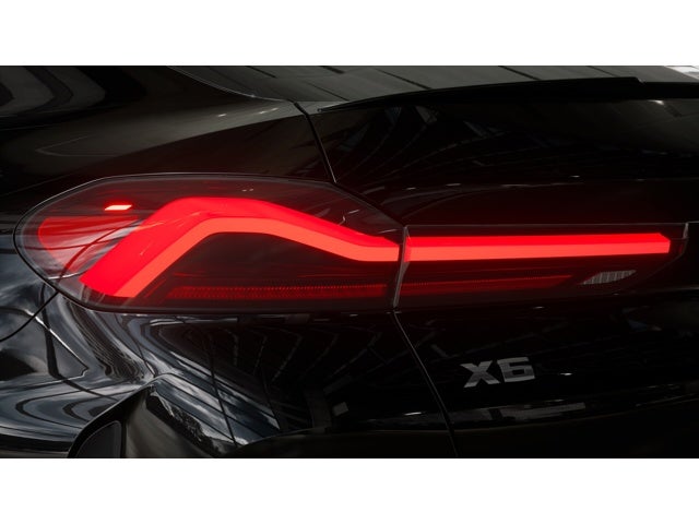 2027 BMW X6 xDrive40i