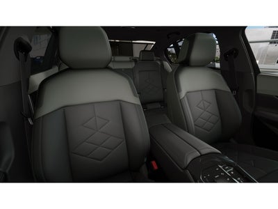 2027 BMW 550e 550e xDrive