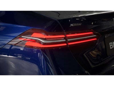 2027 BMW 550e 550e xDrive