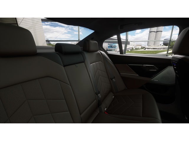 2027 BMW 530i 530i xDrive