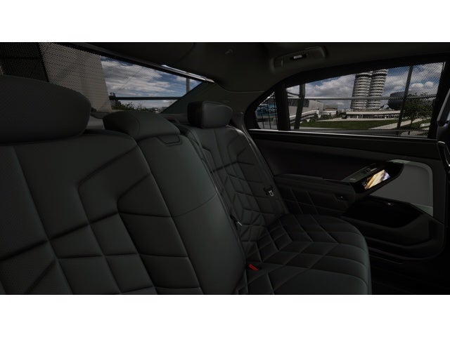 2027 BMW 740i 740i xDrive