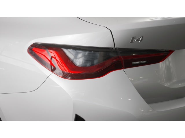 2026 BMW i4 xDrive40