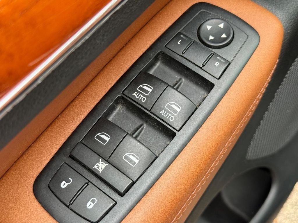 2012 Jeep Grand Cherokee Overland