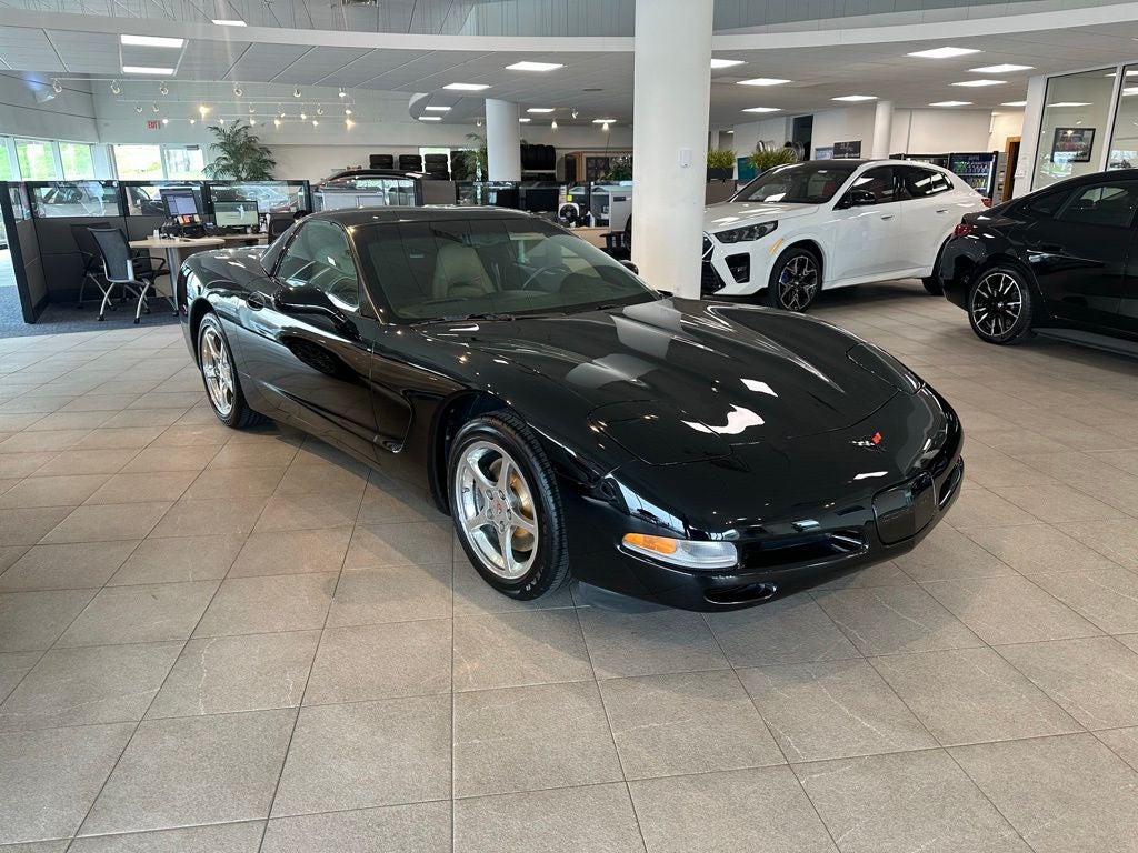 2001 Chevrolet Corvette Base
