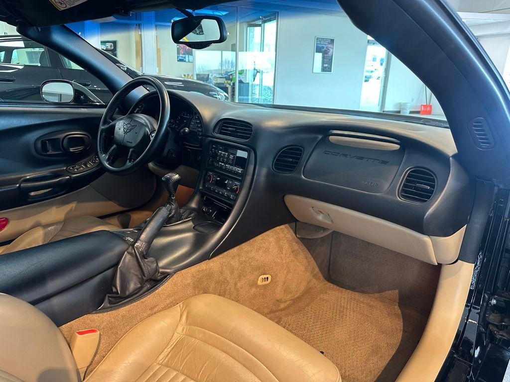 2001 Chevrolet Corvette Base