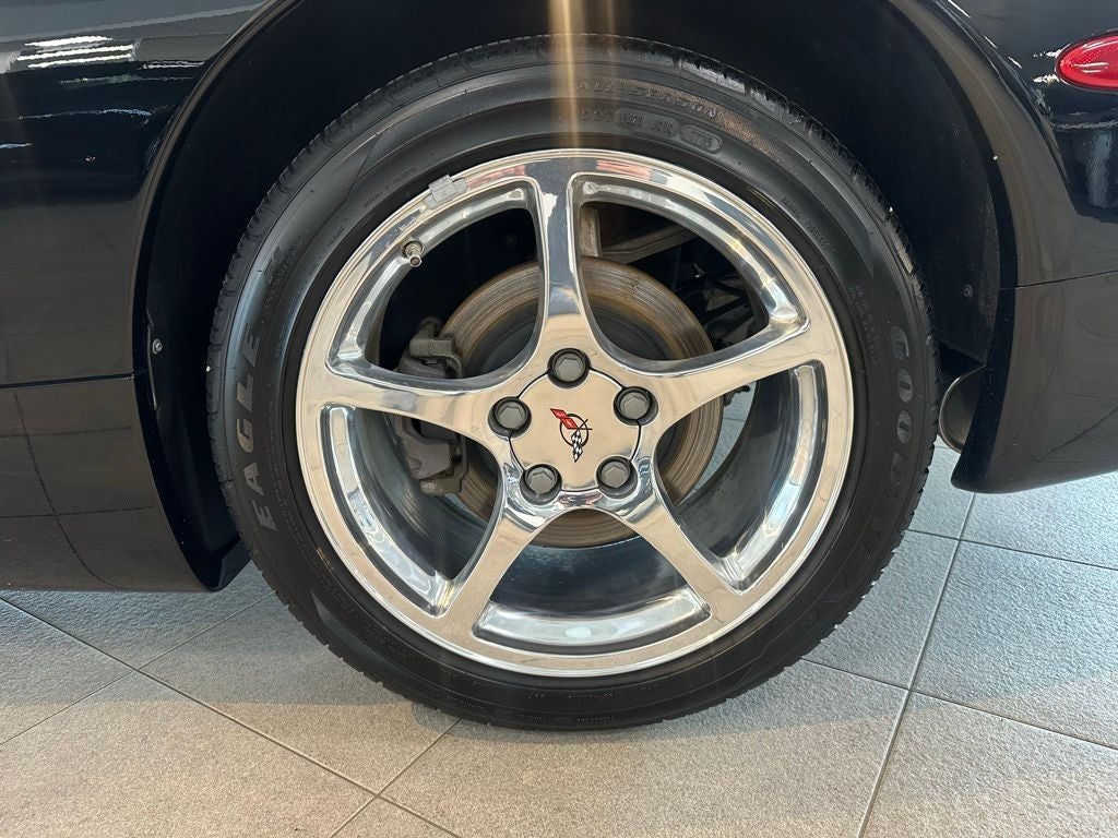 2001 Chevrolet Corvette Base