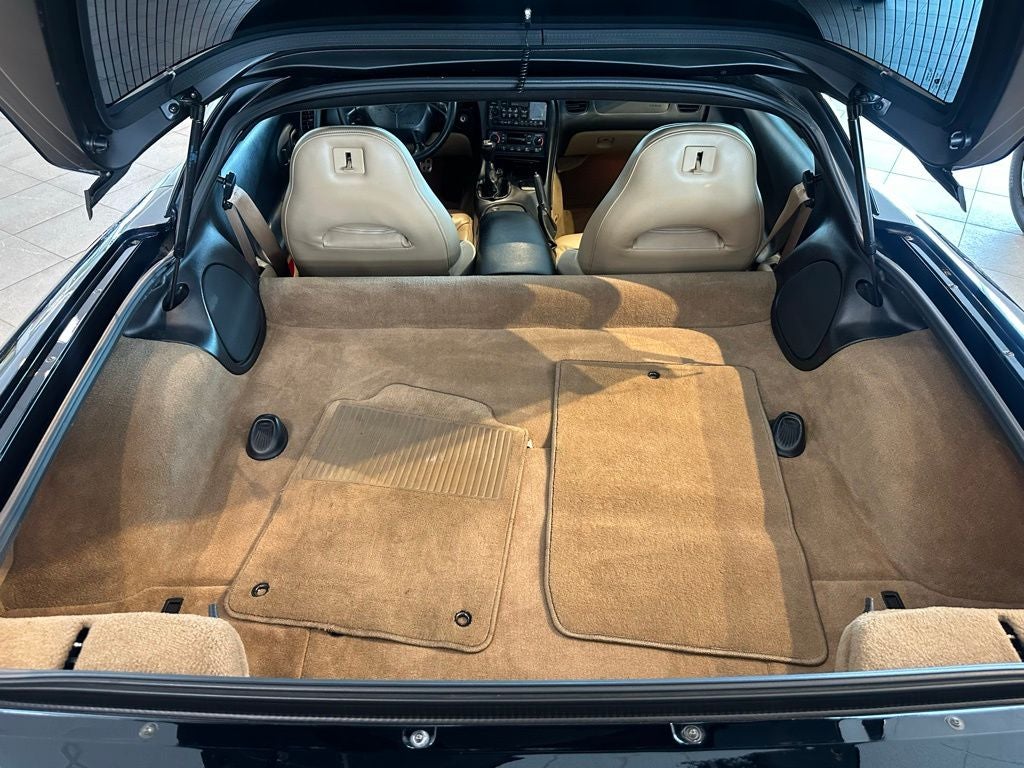 2001 Chevrolet Corvette Base