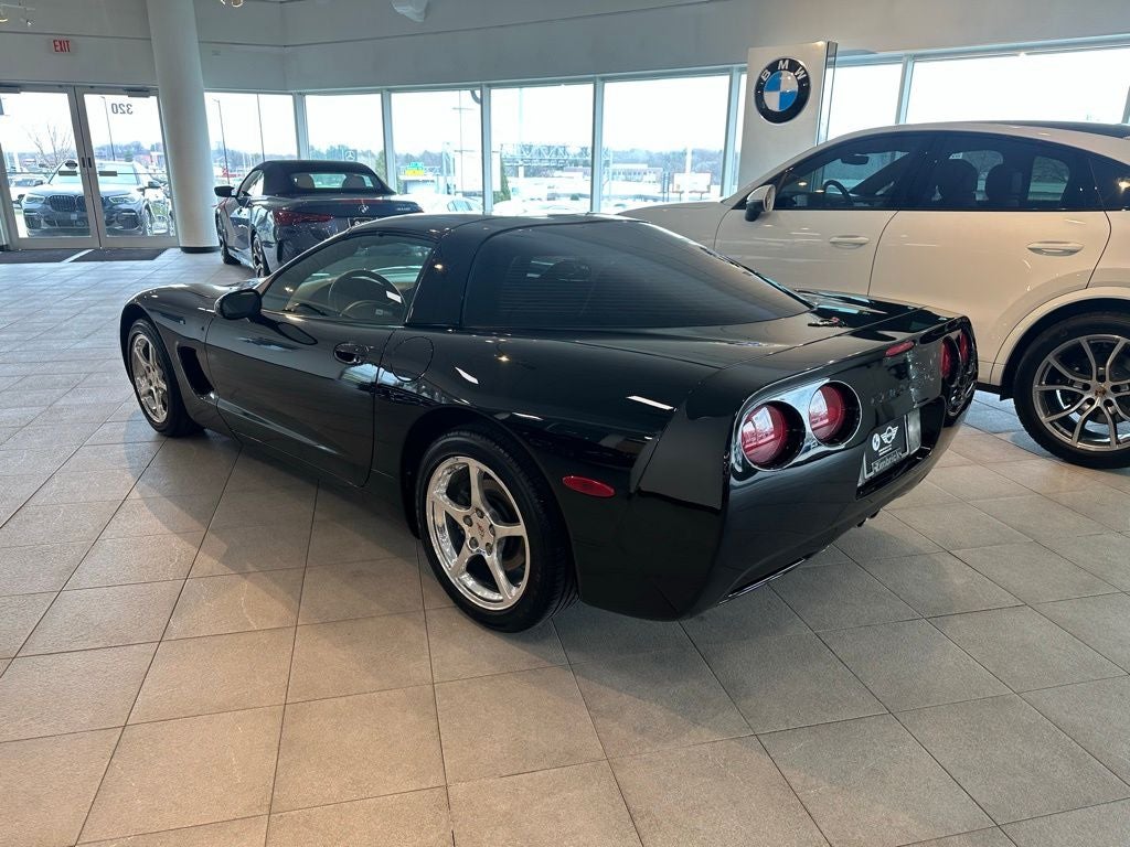 2001 Chevrolet Corvette Base