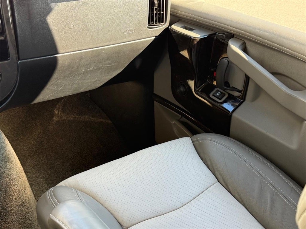 2020 Chevrolet Express 2500 Work Van Cargo