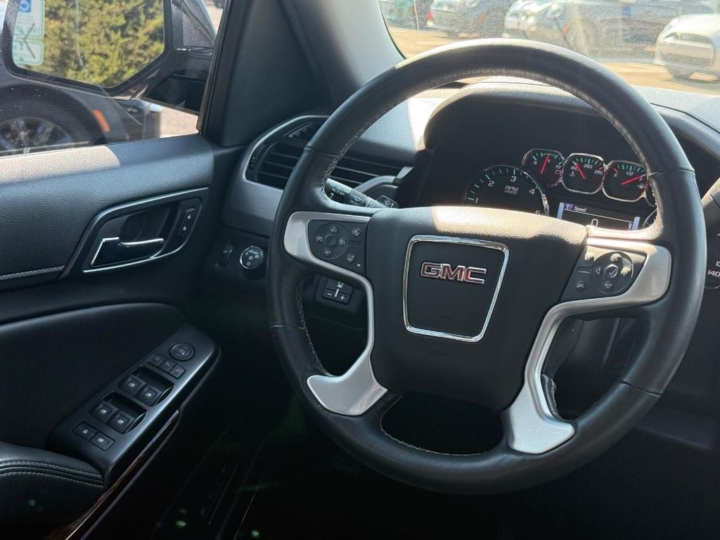2017 GMC Yukon SLT