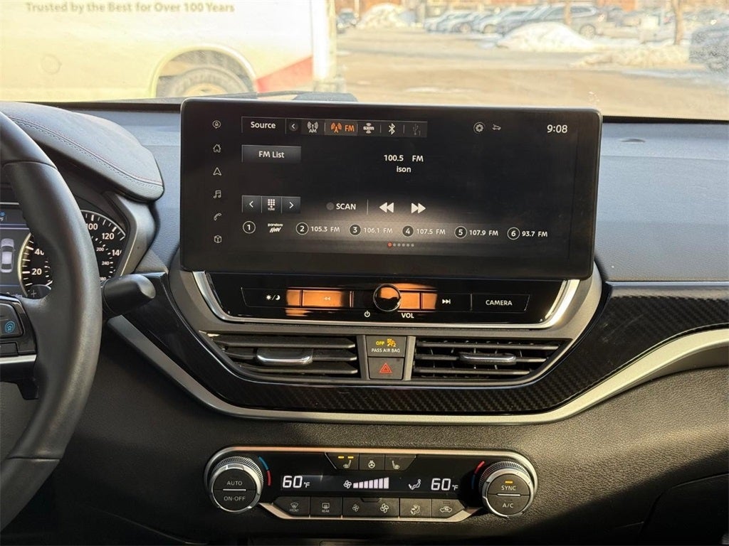 2023 Nissan Altima 2.0 SR