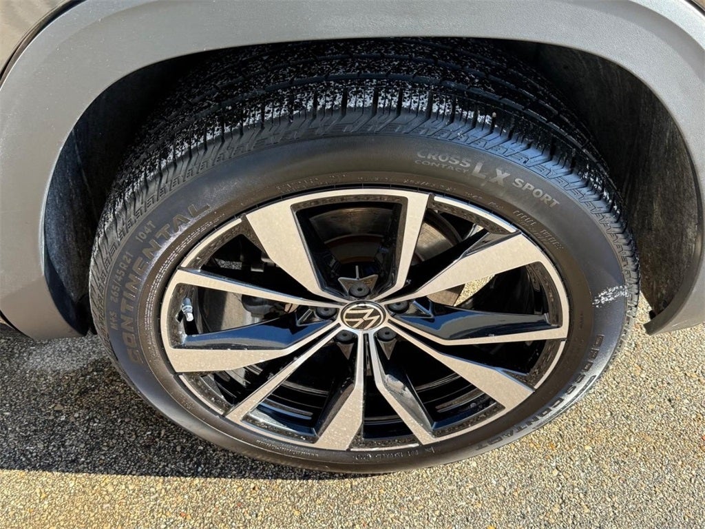 2025 Volkswagen Atlas 2.0T SEL Premium R-Line