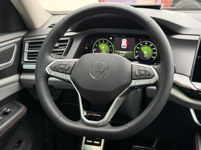 2024 Volkswagen Atlas 2.0T Peak Edition SEL