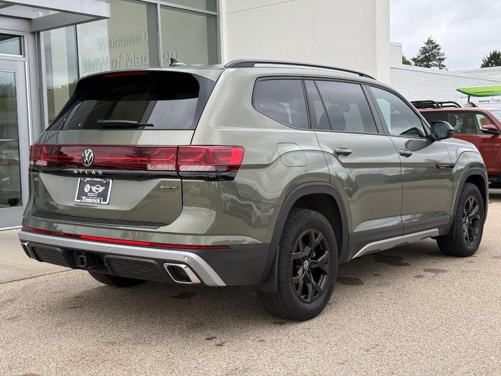 2024 Volkswagen Atlas 2.0T Peak Edition SEL