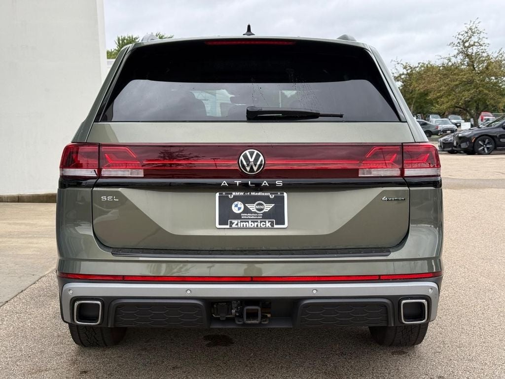 2024 Volkswagen Atlas 2.0T Peak Edition SEL