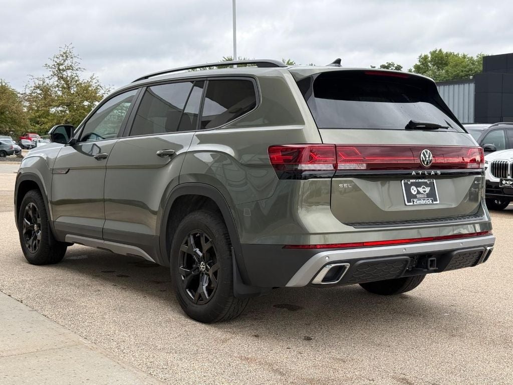 2024 Volkswagen Atlas 2.0T Peak Edition SEL