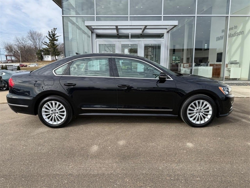 2017 Volkswagen Passat 1.8T SE