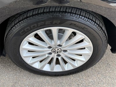 2017 Volkswagen Passat 1.8T SE