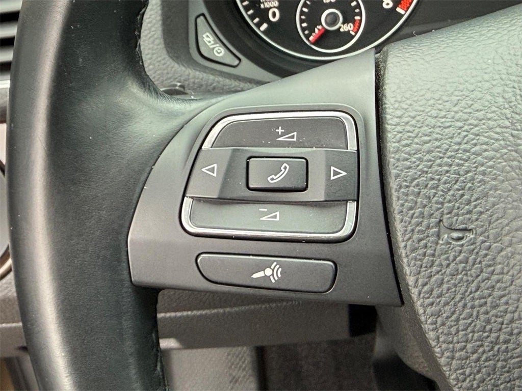 2015 Volkswagen Passat SEL Premium