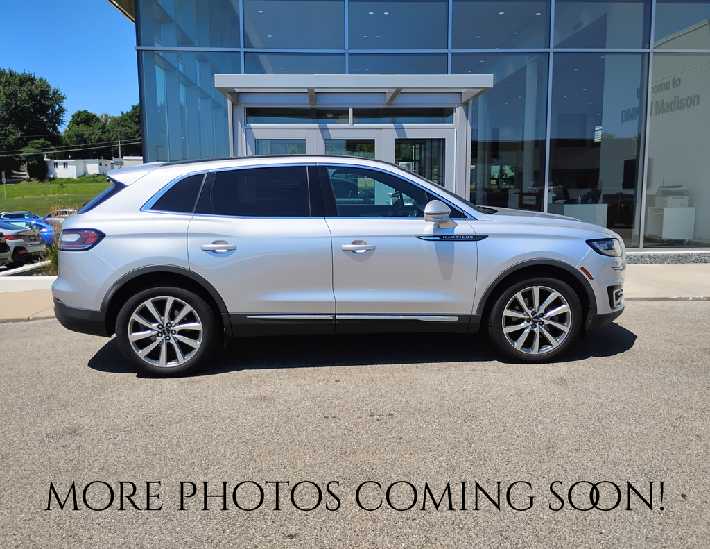 2019 Lincoln Nautilus Select