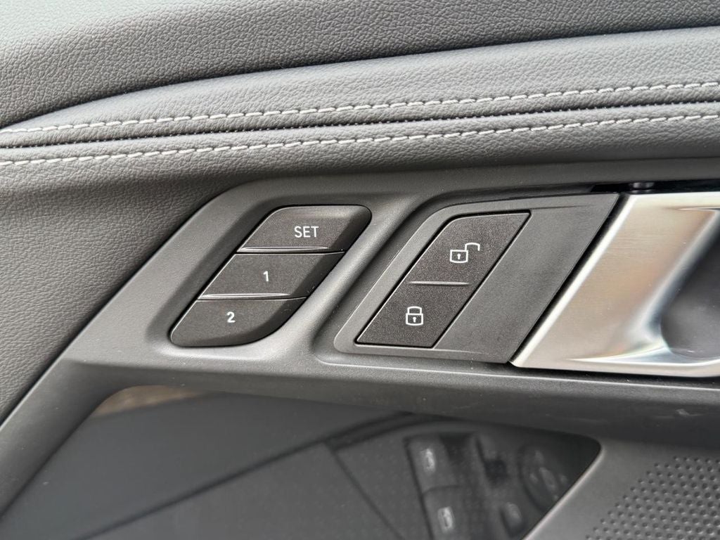 2025 BMW 2 Series 230i xDrive