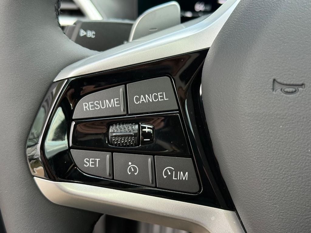 2025 BMW 3 Series 330i xDrive