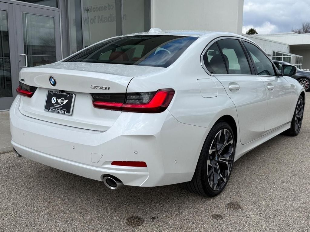 2025 BMW 3 Series 330i xDrive