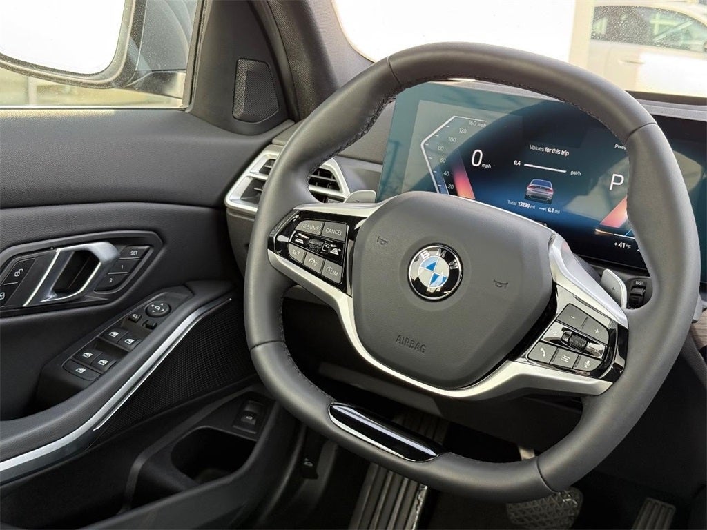2025 BMW 3 Series 330i xDrive