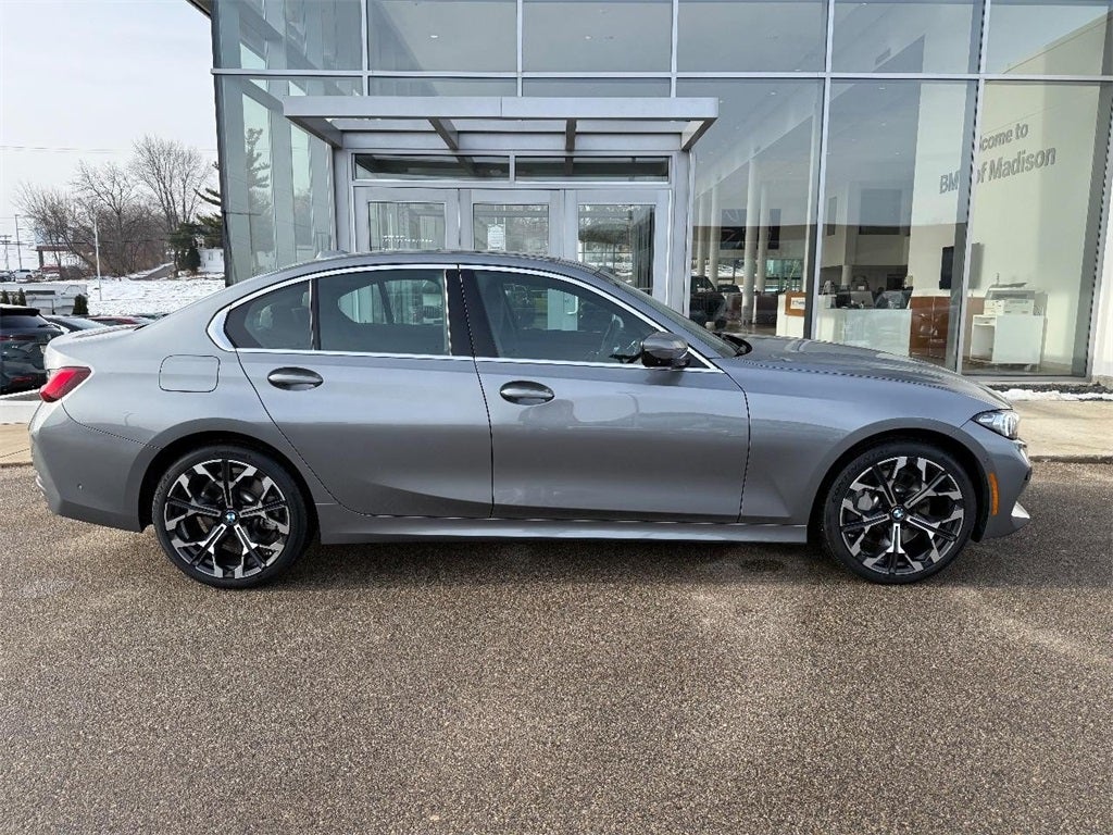 2025 BMW 3 Series 330i xDrive