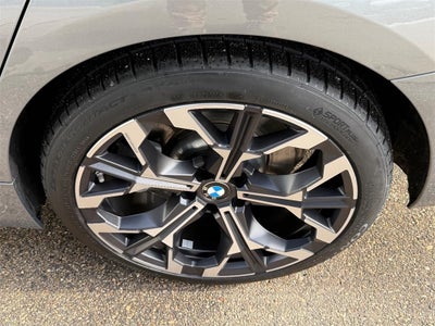 2025 BMW 3 Series 330i xDrive