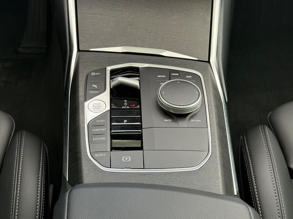 2023 BMW 3 Series 330i xDrive