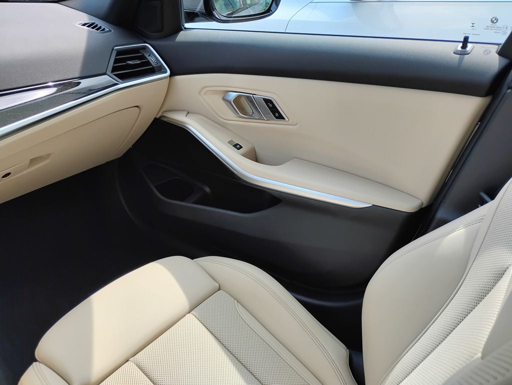 2023 BMW 3 Series 330i xDrive