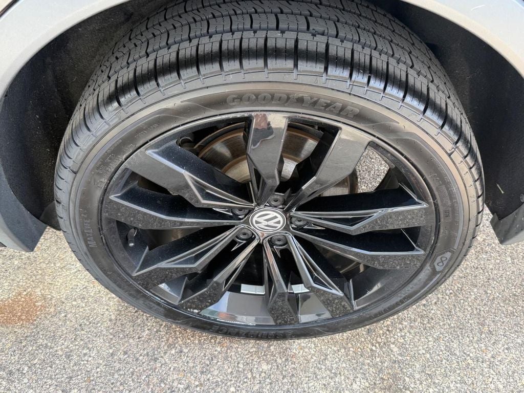 2020 Volkswagen Tiguan 2.0T SE R-Line Black 4Motion