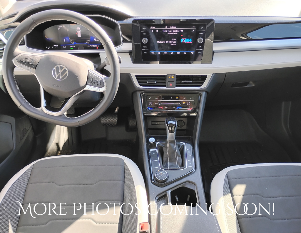 2025 Volkswagen Taos 1.5T SE