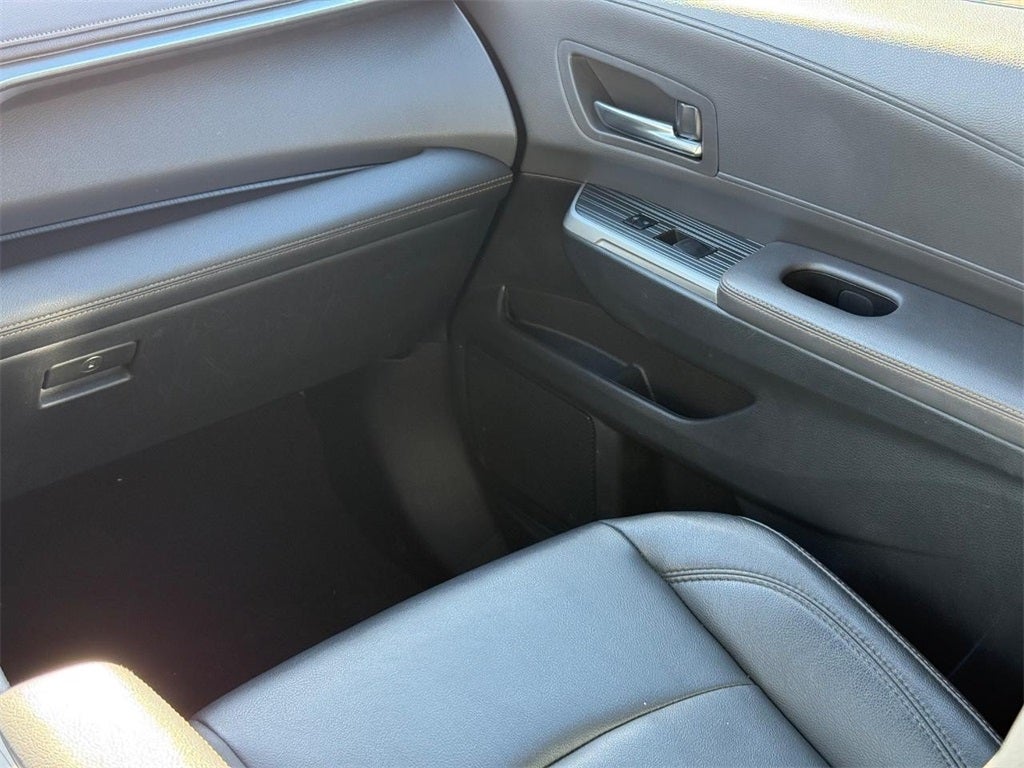 2022 Toyota Sienna Woodland Edition