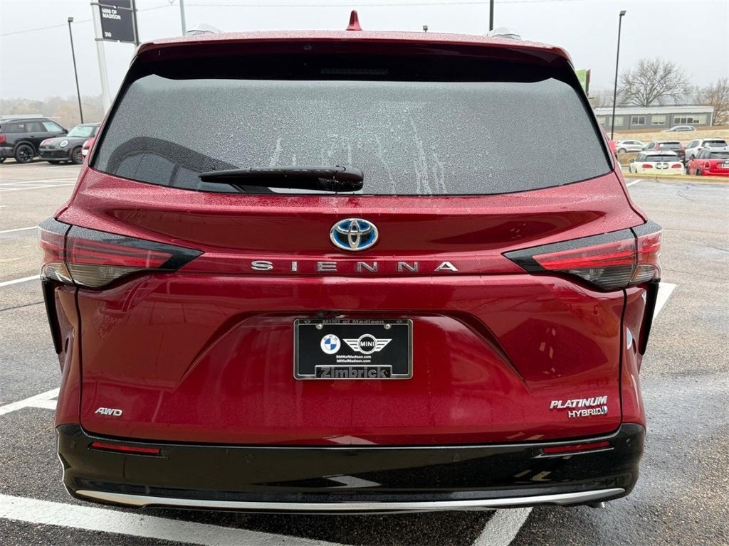 2023 Toyota Sienna Platinum 7 Passenger