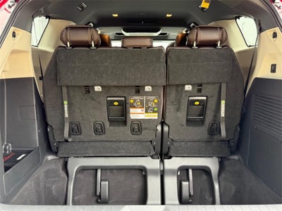 2023 Toyota Sienna Platinum 7 Passenger