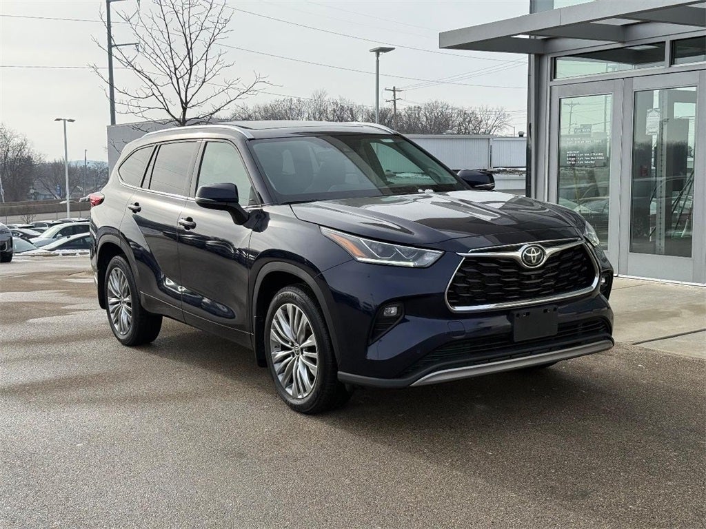 2022 Toyota Highlander Platinum