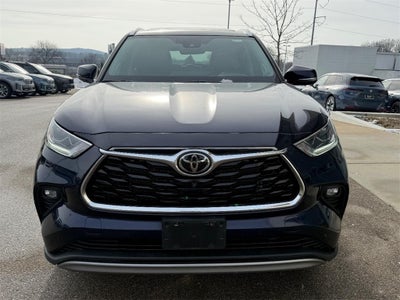 2022 Toyota Highlander Platinum