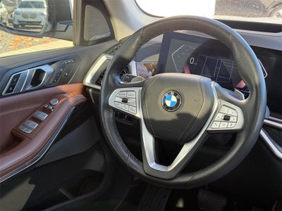 2023 BMW X7 xDrive40i