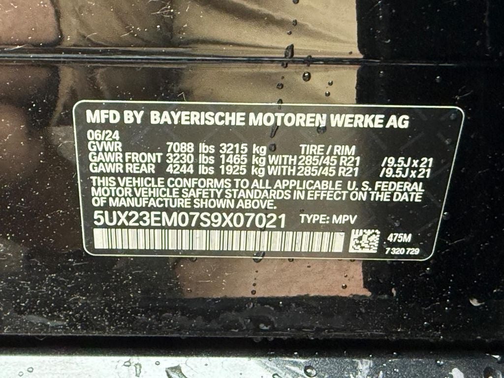 2025 BMW X7 xDrive40i