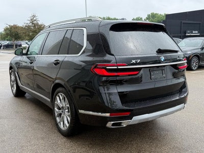 2025 BMW X7 xDrive40i