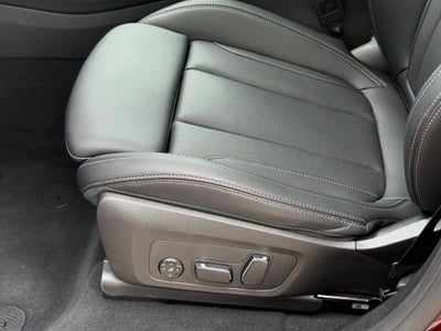 2025 BMW X4 xDrive30i