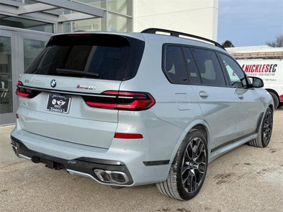 2025 BMW X7 M60i