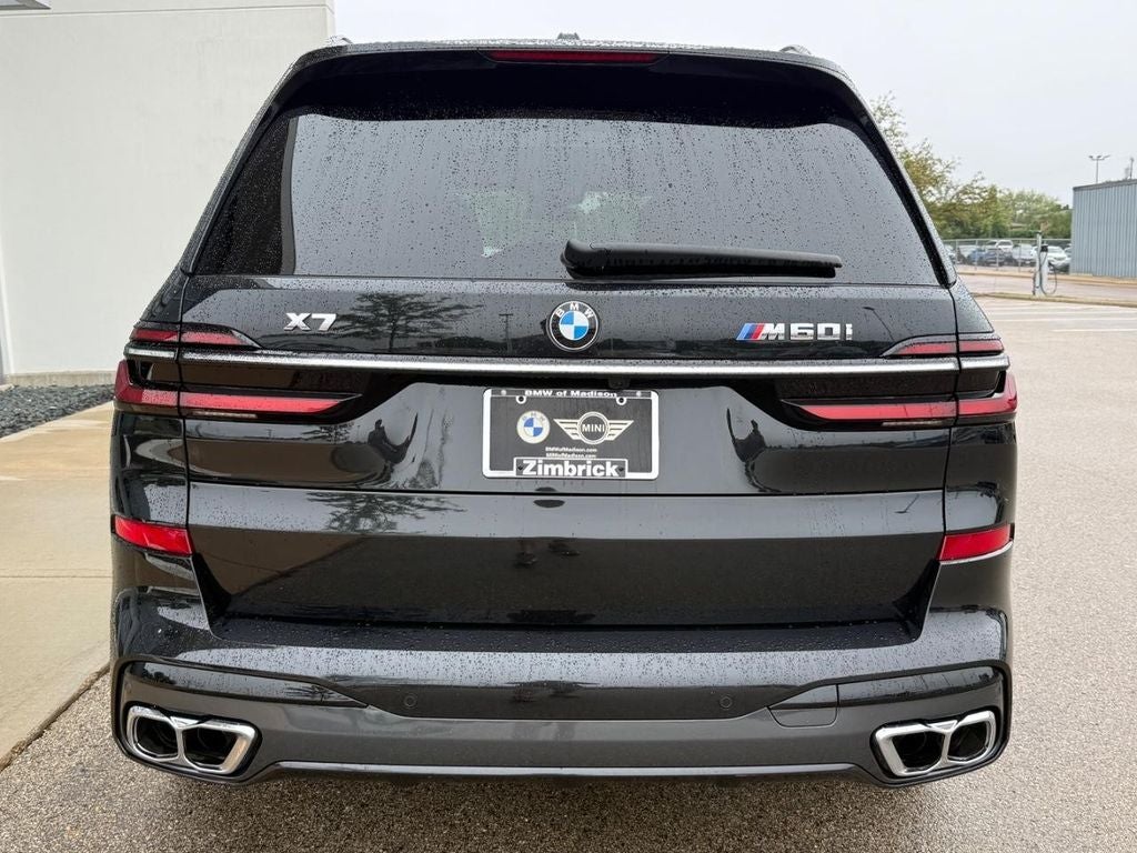 2026 BMW X7 M60i