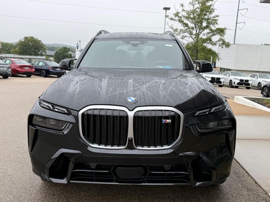 2026 BMW X7 M60i