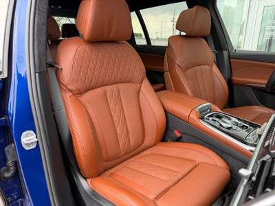 2026 BMW X7 M60i